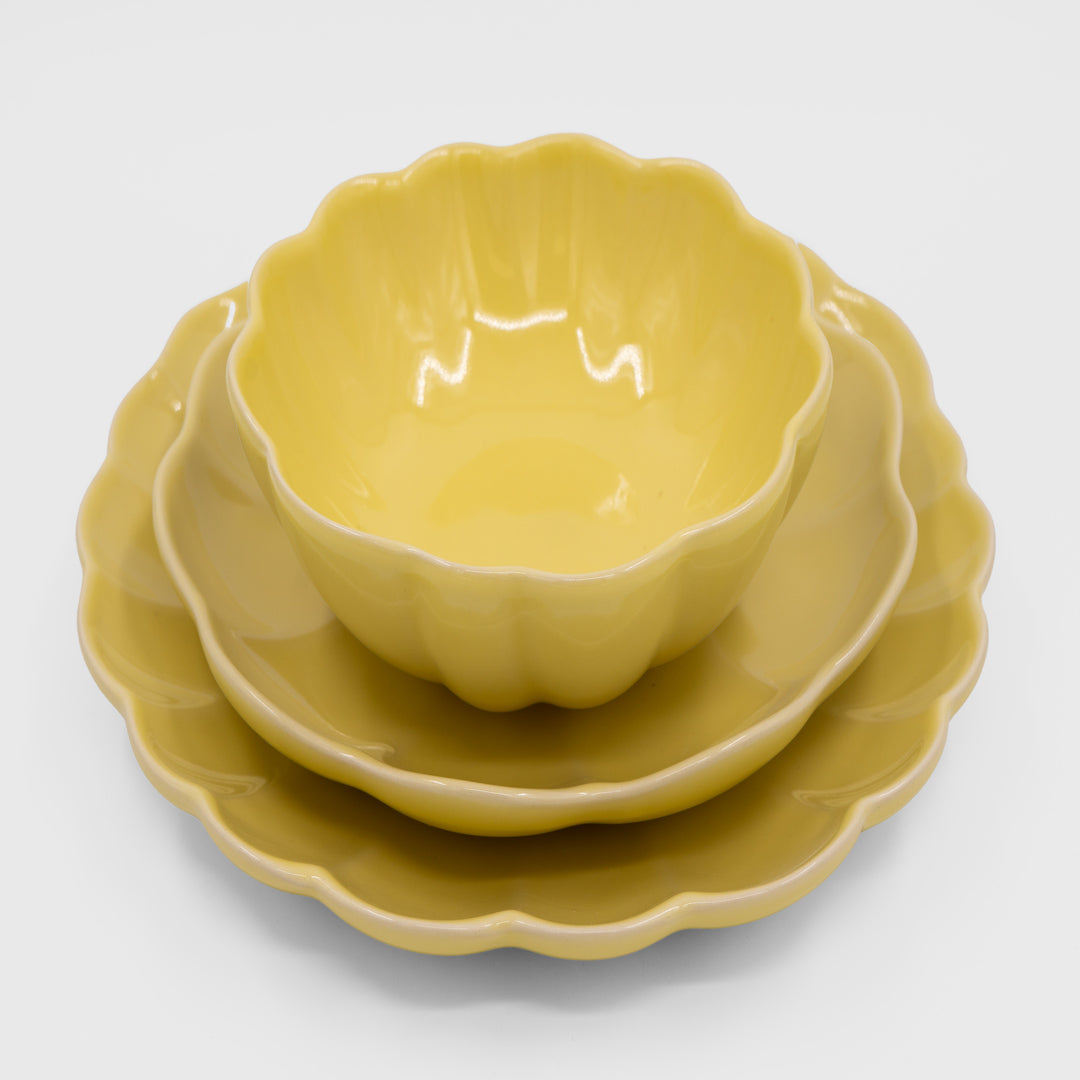Celebrar a vida à mesa: Descubra a Coleção Sol da Isara Table