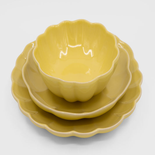Celebrar a vida à mesa: Descubra a Coleção Sol da Isara Table